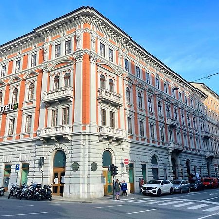 Perfect Stay Apartments Триест Экстерьер фото