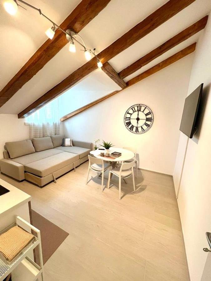 Perfect Stay Apartments Триест Экстерьер фото