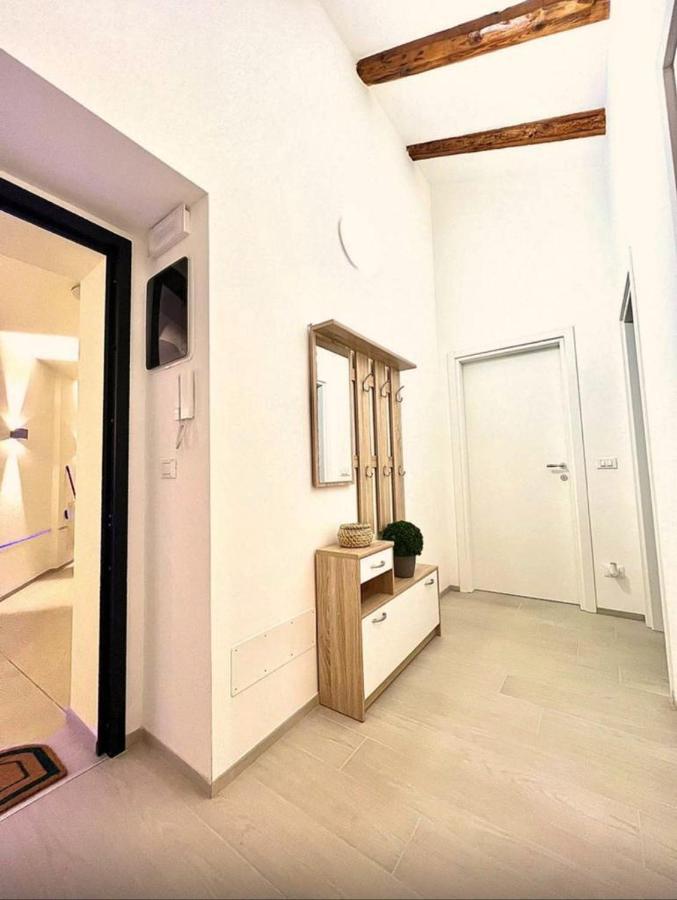 Perfect Stay Apartments Триест Экстерьер фото
