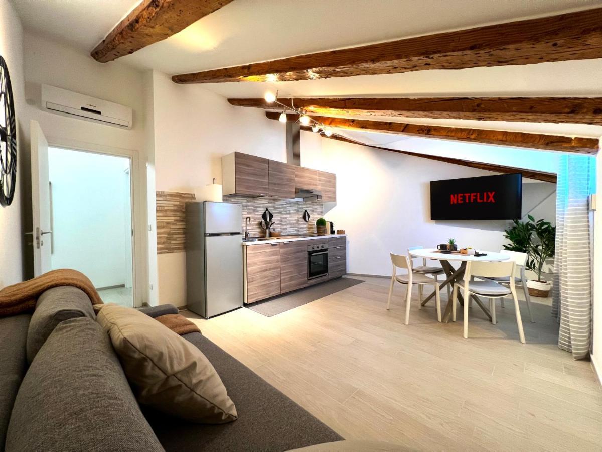 Perfect Stay Apartments Триест Экстерьер фото